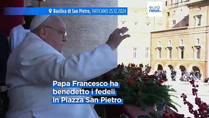 Natale, Papa: "Far tacere il rumore delle armi"