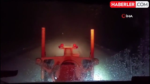 Antalya'da Kar Yağışı Başladı, Kar Kalınlığı 10 Santimetreye Ulaştı