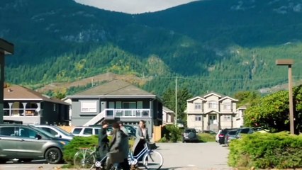 Heretic (2024) Explained in Hindi & Urdu | Horror & Thriller Movie Breakdown 🎬