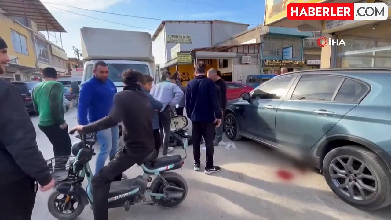 Kamyonetle Çarpışan Motosiklet Sürücüsünden Geride Ekmekler Kaldı