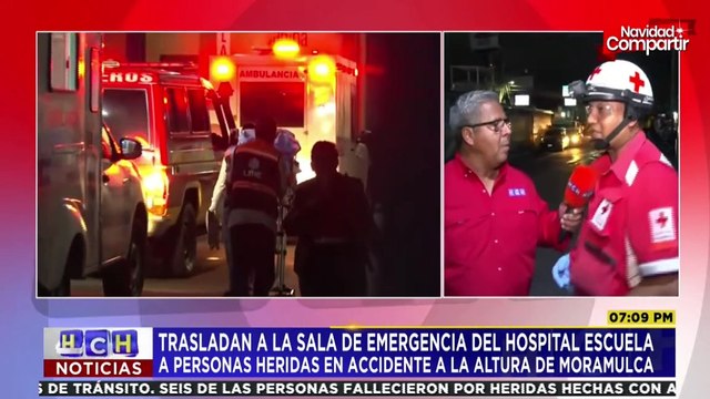 Tres menores y cinco adultos serían los afectados en accidente vial en la Cuesta de la Moramulca