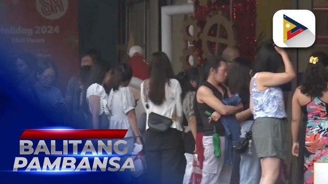 Ilang pamilya, piniling mamasyal sa mga indoor park at mall sa Maynila sa Pasko