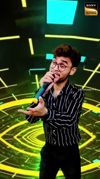 Ab Hai Samne Ise Chulu Jara Sonu Nigam Song #shots, #sonunigam, #supersinger Abhi Mujh Mein Kahin | The Bombay Choir X Stereo India