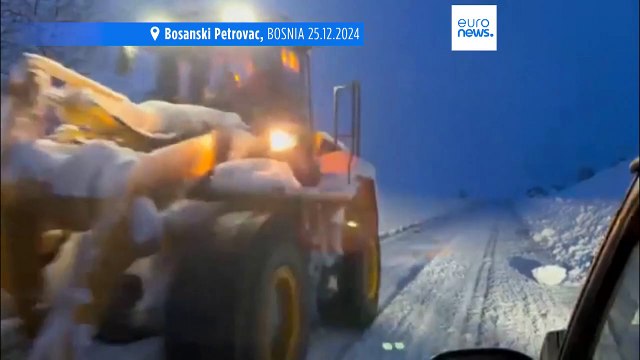 Balcani nella morsa della neve: disagi alla circolazione e interruzioni della corrente elettrica