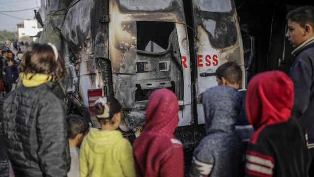 Israel mata a cinco reporteros palestinos en un ataque a un hospital en la Franja de Gaza