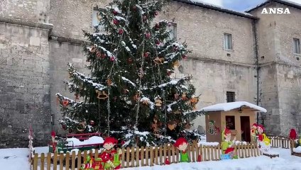 Neve sui Sibillini, Natale sotto una coltre bianca di 20 cm a Norcia