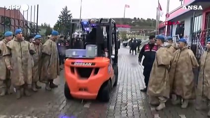 Turchia, detonazione in una fabbrica di materiale esplosivo: 12 morti