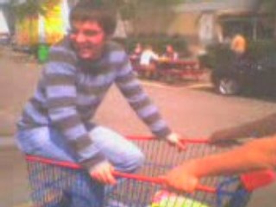 tche en mode retour en enfance