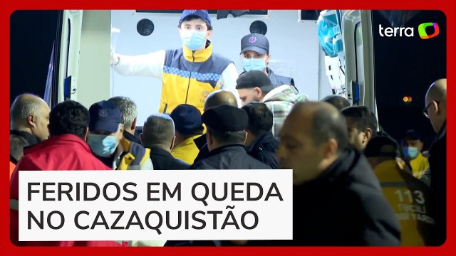 Sobreviventes de acidente aéreo no Cazaquistão chegam ao Azerbaijão para tratamento médico