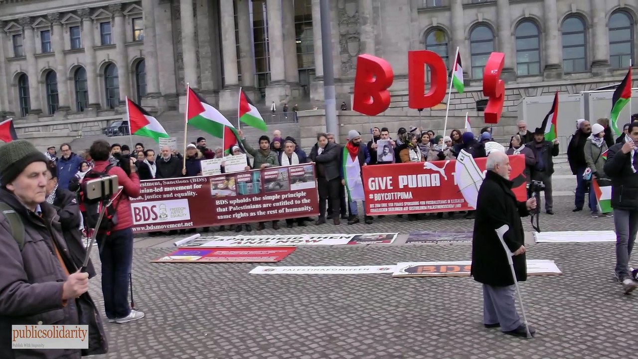 Palestinian BDS National Committee BNC auf der BDS Kundgebung vor dem Deutschen Bundestag am 31.01.2020