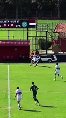 Así juega Nicolas Bosshardt, la perla de 17 años que sigue Deco para el lateral izquierdo