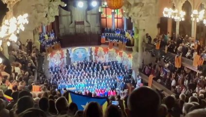 Estelades i crits d’independència al concert de Sant Esteve al Palau de la Música