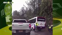 Fuerte choque entre camioneta y bus genera movilidad reducida en la vía La Ceja - Medellín
