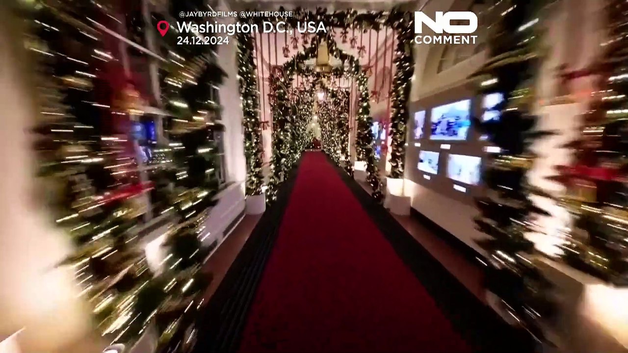 Besuchen Sie das Weiße Haus mit seinen tausend Weihnachtsdekorationen