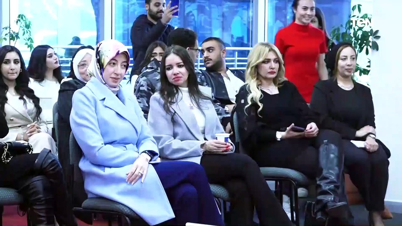 انطلاق المنتدى العلمي العاشر لتحكيم مشروعات تخرج طلاب كلية اللغة والإعلام بالقرية الذكية
