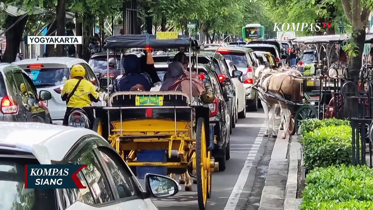 Libur Akhir Tahun, Situasi Malioboro Yogyakarta Ramai Dipadati Wisatawan