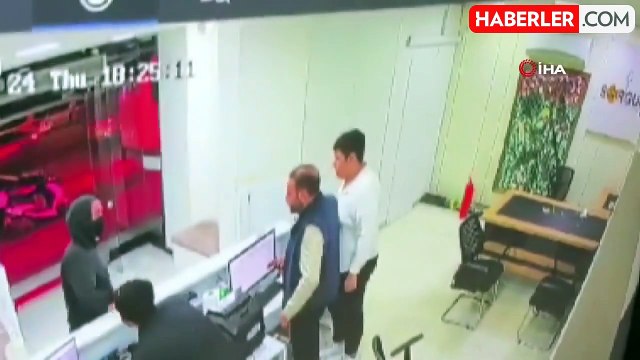 Adana'da Döviz Bürosunda Silahlı Soygun ve Rehin Alma Olayı