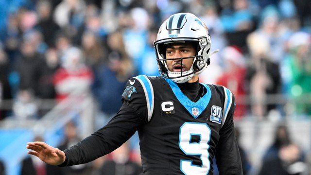 Buccaneers vs Panthers Clash: Will Evans Hit 1000 Yards?