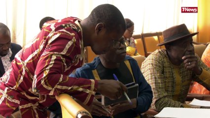 MOTAZE PROMET TOUT L'ARGENT DU MONDE AUX ENSEIGNANTS