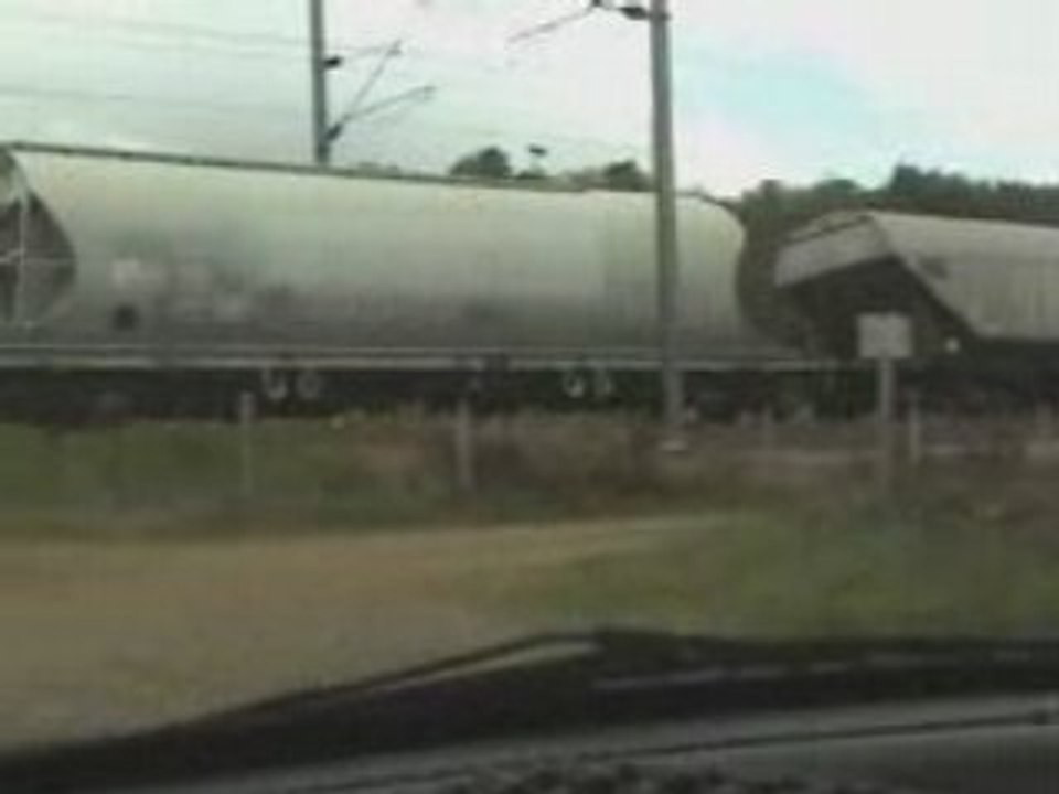 04 280408