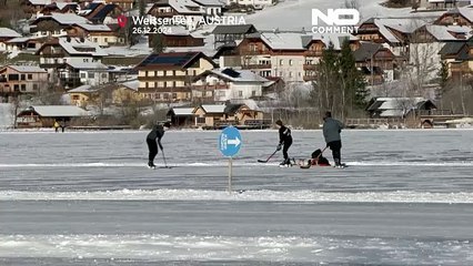 Avusturya'nın Weissensee Gölü üzerinde buz pateni sezonu başladı