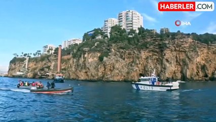 Falezlerden Denize Uçan Araç Bulundu, Arama Çalışmaları Sürüyor