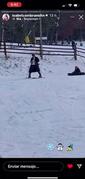 Isabel Zambrano disfruta de sus vacaciones bajo la nieve