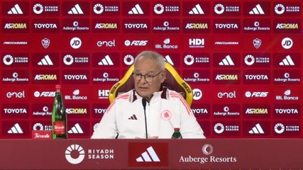 Roma, allenamento a porte aperte: "Facciamo innamorare i tifosi"