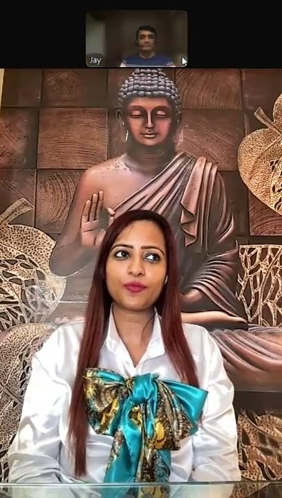 Inside the Lives of a Cabin Crew, Astrologer, Tarot Reader  YouTuber – A Unique Podcast