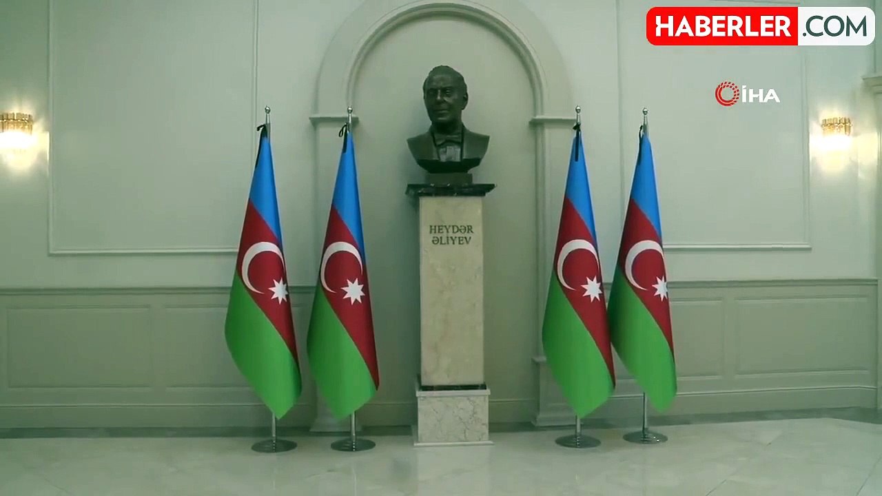 Azerbaycan Büyükelçiliği'nde Taziye Defteri Açıldı