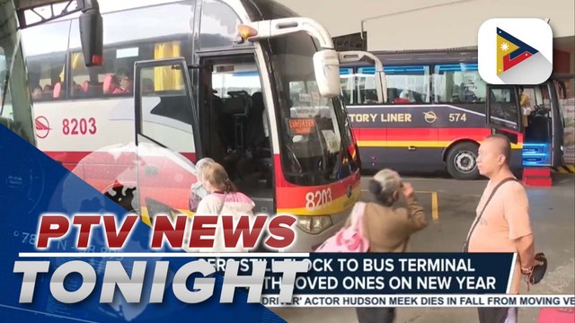 Passengers still flock to bus terminal in Cubao to be with loved ones on New Year