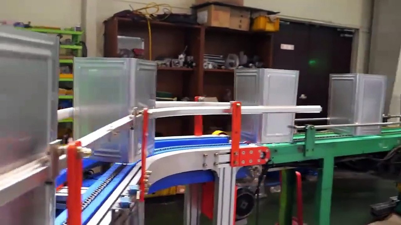 #factory real shot video #automated production line #automated equipment #stress relief video In the future, there will only be the sound of machines in the workshop
