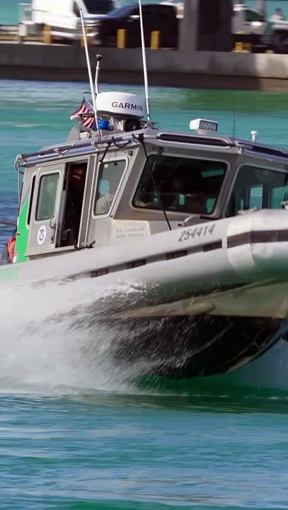 First of many U-Turns that the Border Patrol made this week inside of the Haulover Inlet. The next ones were actually funny. Coming soon