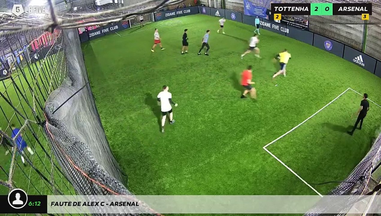Faute de Alex C - Arsenal