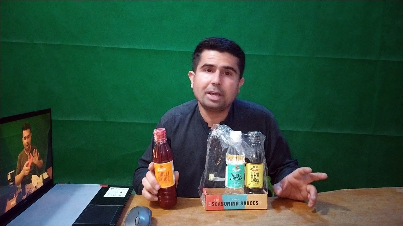 Dipitt Trio Pack, Chili Sauce + white Vinegar + Soy Sauce | Dipitt Chinese Sauces Trio Pack 900ml