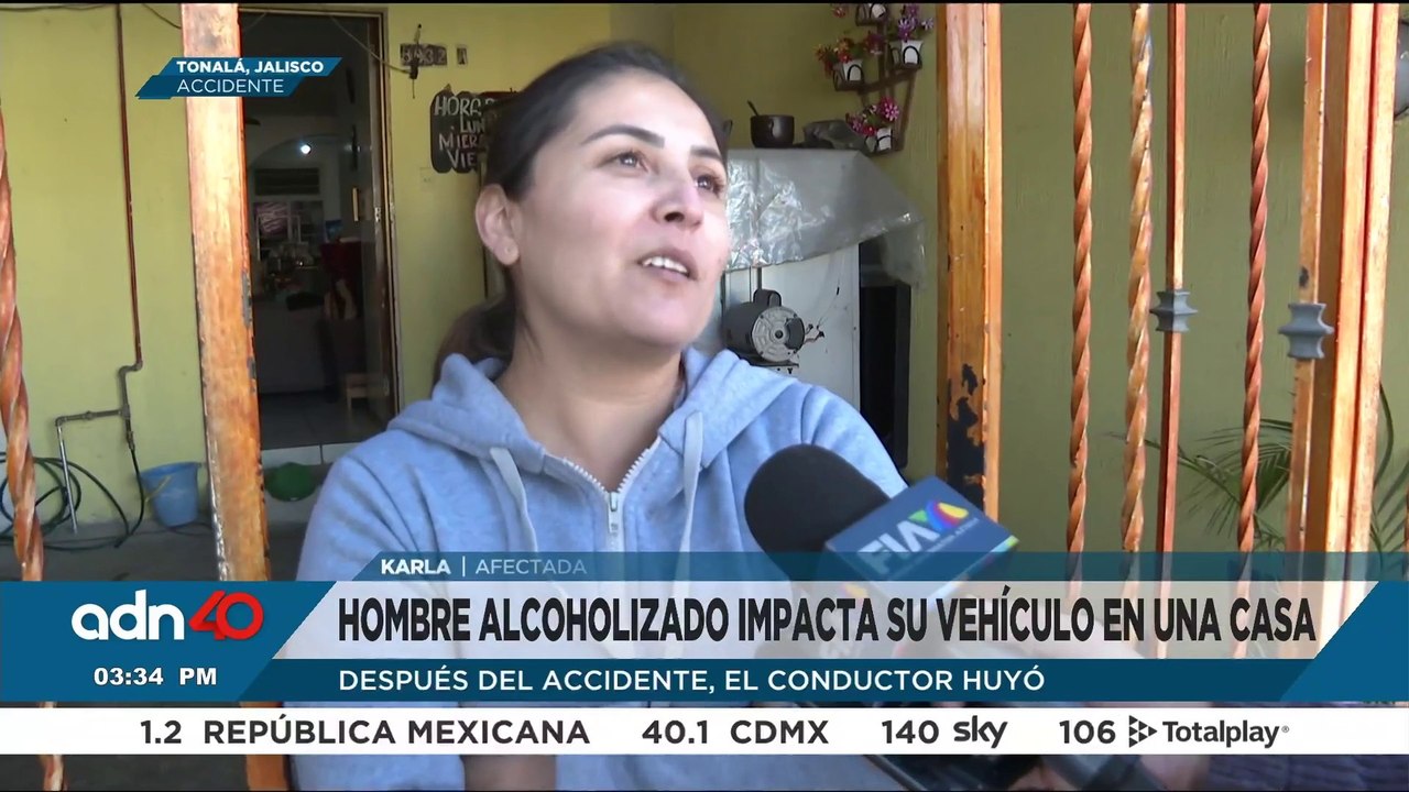 Hombre borracho impacta su vehículo en una casa y huye del lugar en Jalisco