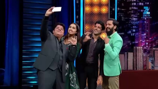 Beautiful sharaddha Kapoor Happy new year 2025 enjoy Shraddha Crime Master Gogo' - Yaaron Ki Baraat - Full Episode - 09 - Zee TvHappy new year 2025 enjoy Shraddha Crime Master Gogo' - Yaaron Ki Baraat - Full Episode - 09 - Zee Tv