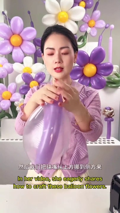 Transforming Balloons into Luxurious Flowers, So Fascinating!