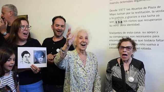 Abuelas de Plaza de Mayo hallan al nieto 138 robado en la dictadura argentina