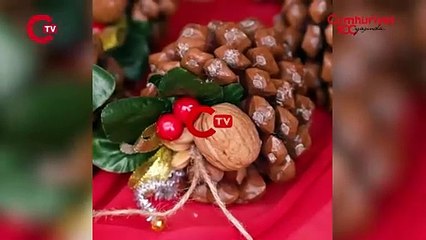 Üsküdar Belediyesi, yılbaşı pazarı kurdu.