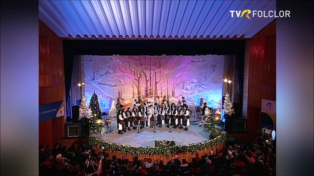 Veta Biris si colindatori din loc. Bia, jud. Alba - Tezaur folcloric - Spect. de colinde (arhiva TVR)