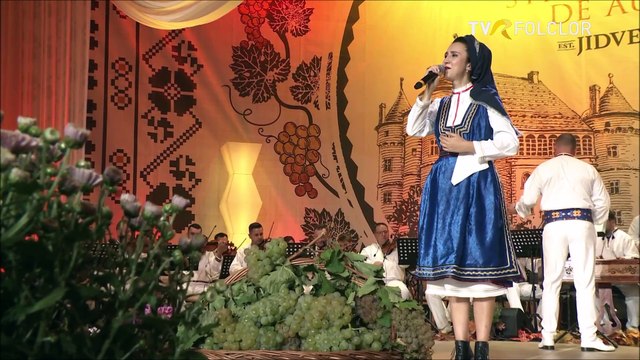 Roxana Reche - Recital Festivalul „Strugurele de aur” - Alba-Iulia (TVR FOLCLOR - 16.12.2024)