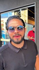 Cantor Loubet é surpreendido com imitação de comediante em barbearia de Campo Grande