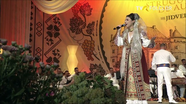 Stefania Narenji - Recital Festivalul „Strugurele de aur” - Alba-Iulia (TVR FOLCLOR - 16.12.2024)
