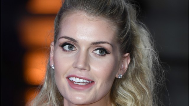 GALA VIDEO - Lady Kitty Spencer comblée : la nièce de Diana dévoile son Noël “magique” avec sa fille de 9 mois