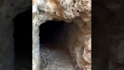 Mehmetçik hainlerin mağarasına girdi