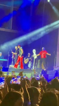 Milly Quezada en concierto Aventura