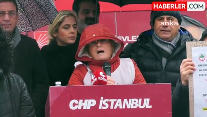 CHP'li Yunus Emre, Esenyurt'ta Demokrasi Nöbeti'nde Konuştu