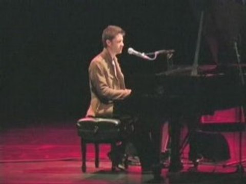 Brendan James @ Memorial Hall – Hero’s Song