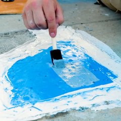 Réparation créative des nids-de-poule sur le chemin du retour !